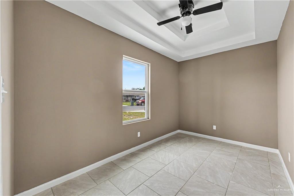 Photo 3 of 2404 26th Street