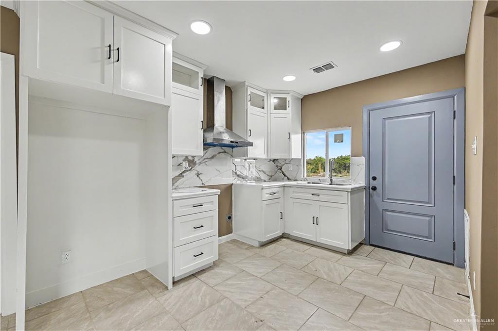 Photo 7 of 2404 26th Street