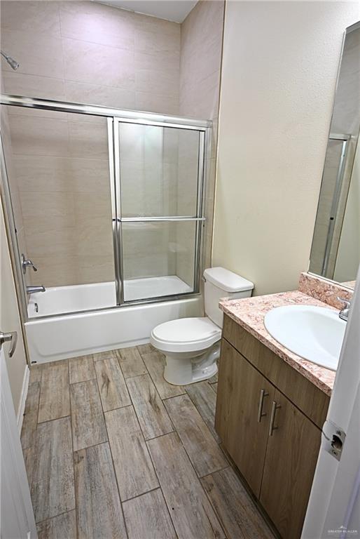 Photo 8 of 4902 Hiawatha Drive