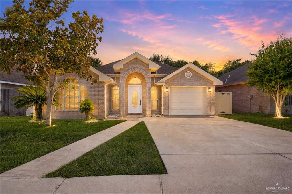 Photo 2 of 1005 Praline Drive