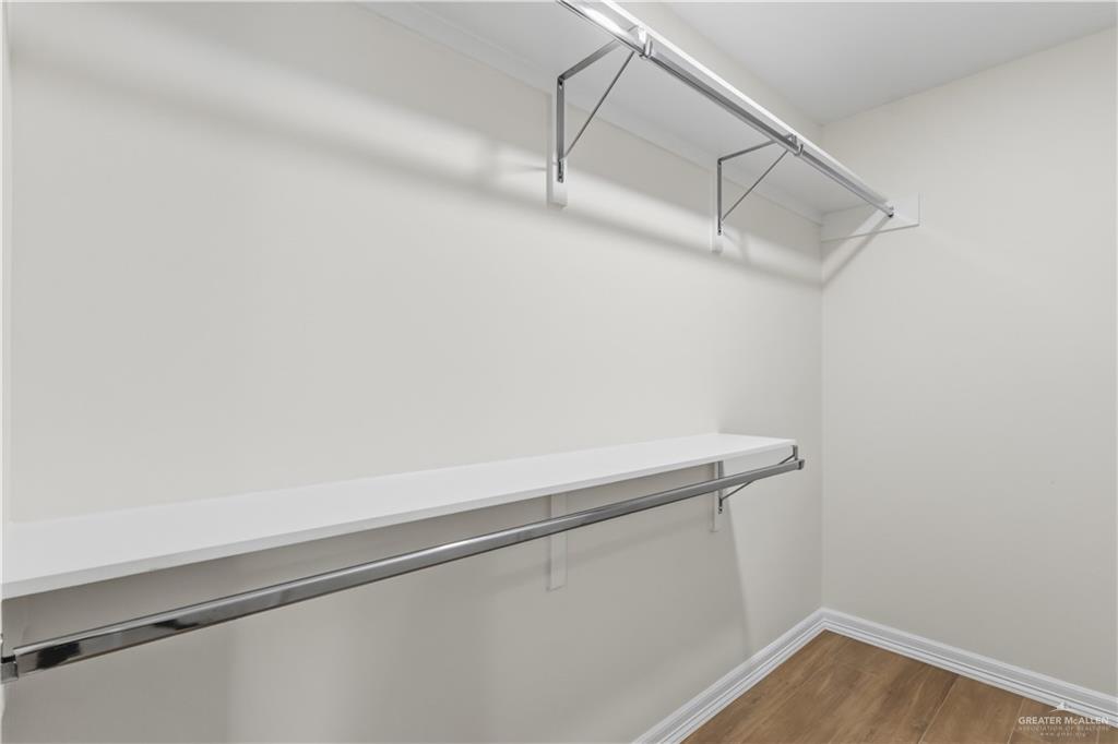 Photo 8 of 215 Bell Avenue