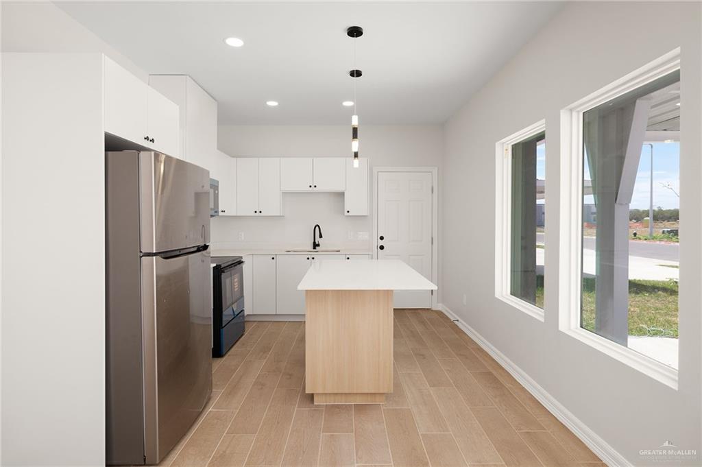 Photo 6 of 1212 Aryana Avenue #4