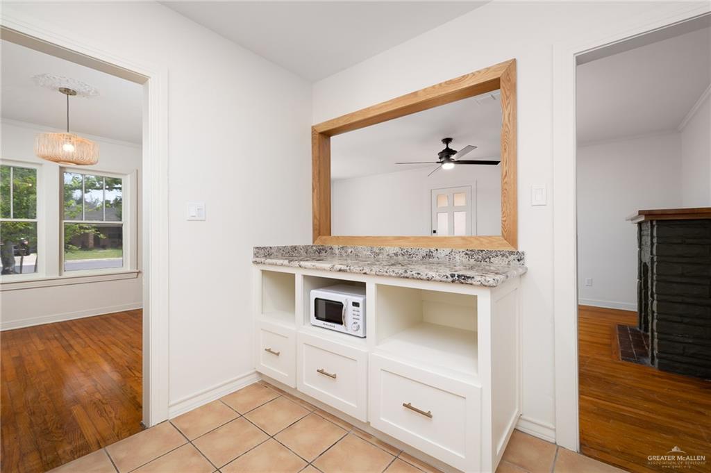 Photo 9 of 1315 Kendlewood Avenue