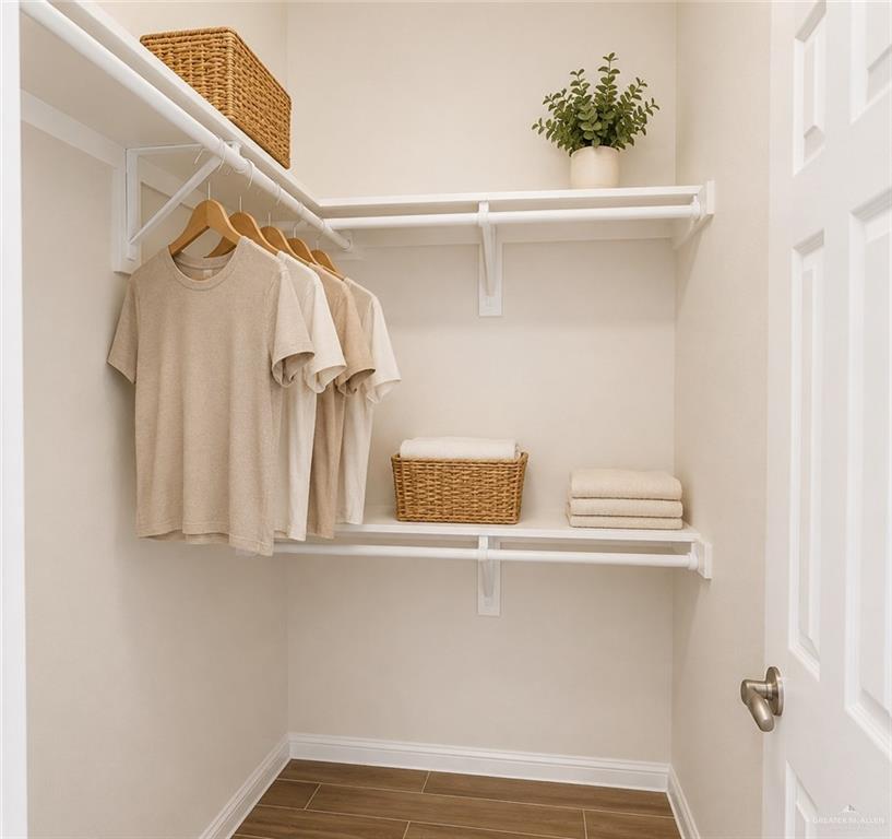 Photo 11 of 1601 Cortlandt Street #3