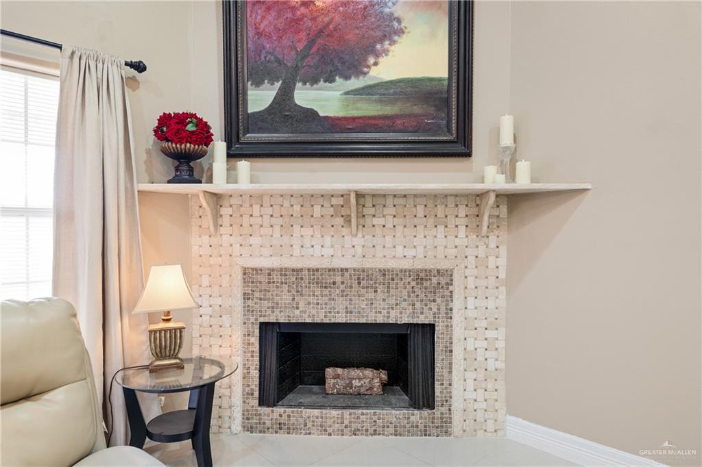 Photo 6 of 706 Chelsea Drive