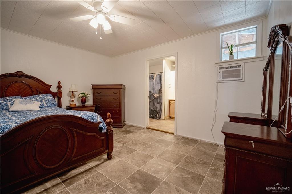 Photo 14 of 4210 Truman Street