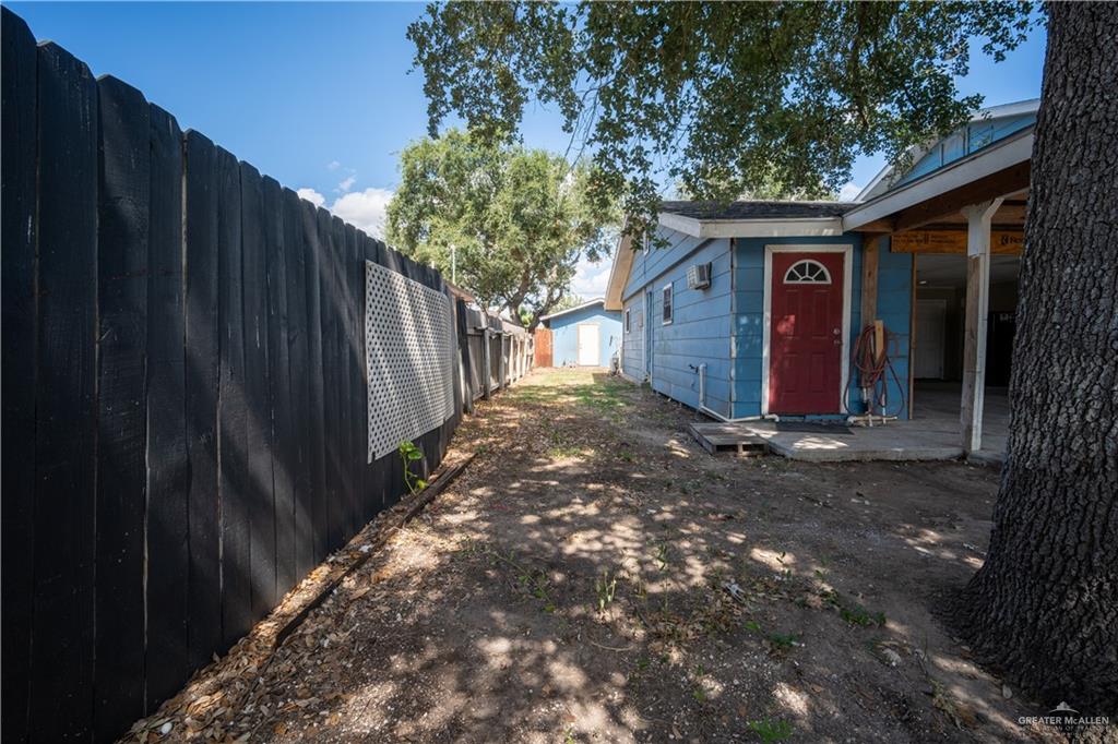 Photo 33 of 4210 Truman Street