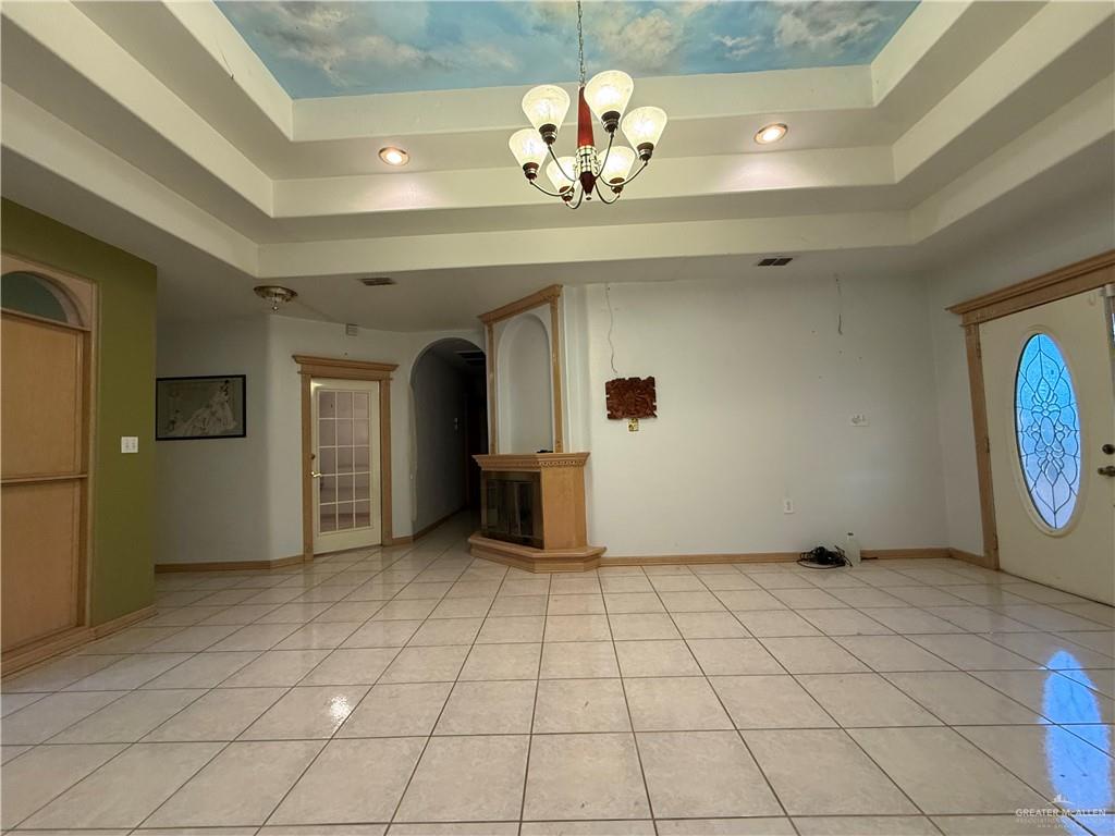 Photo 22 of 2100 Flor Lane