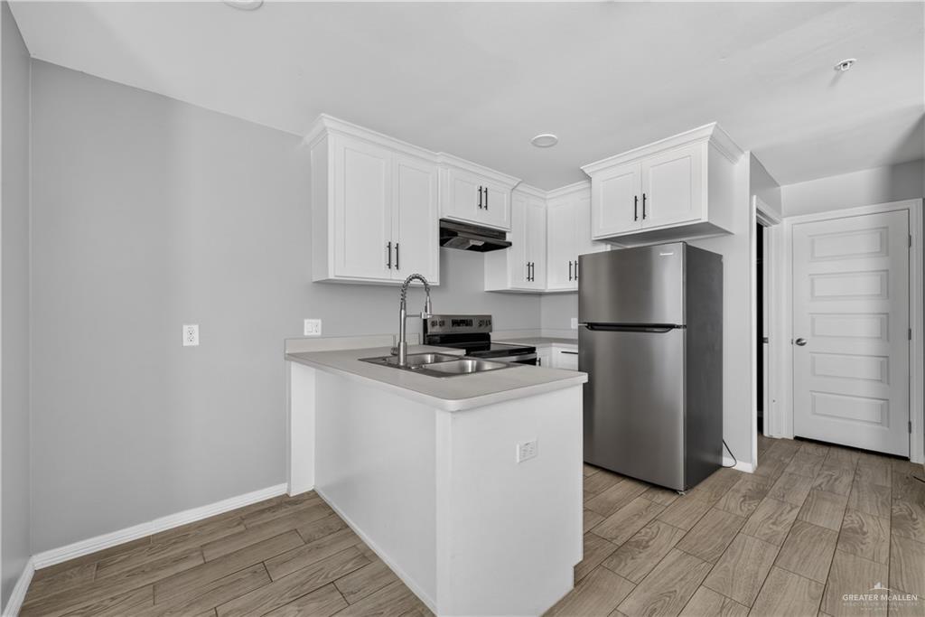 Photo 7 of 627 Danielle Avenue