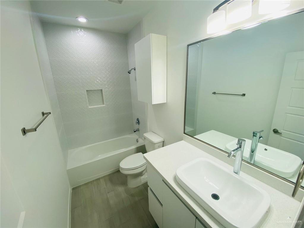 Photo 8 of 1623 Marlin Street #1