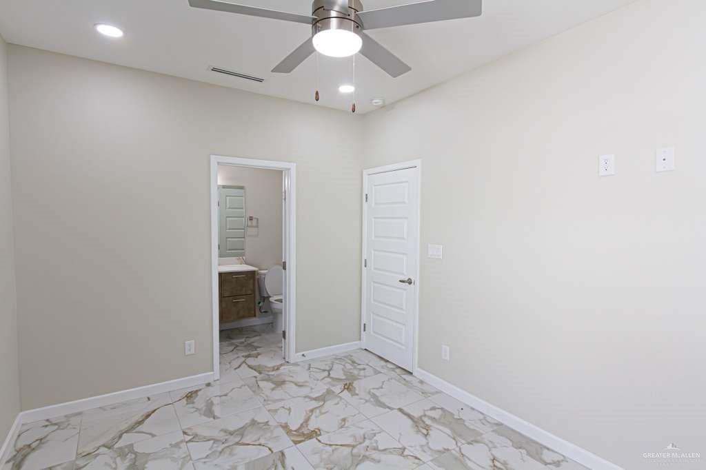 Photo 15 of 405 Emerald Avenue