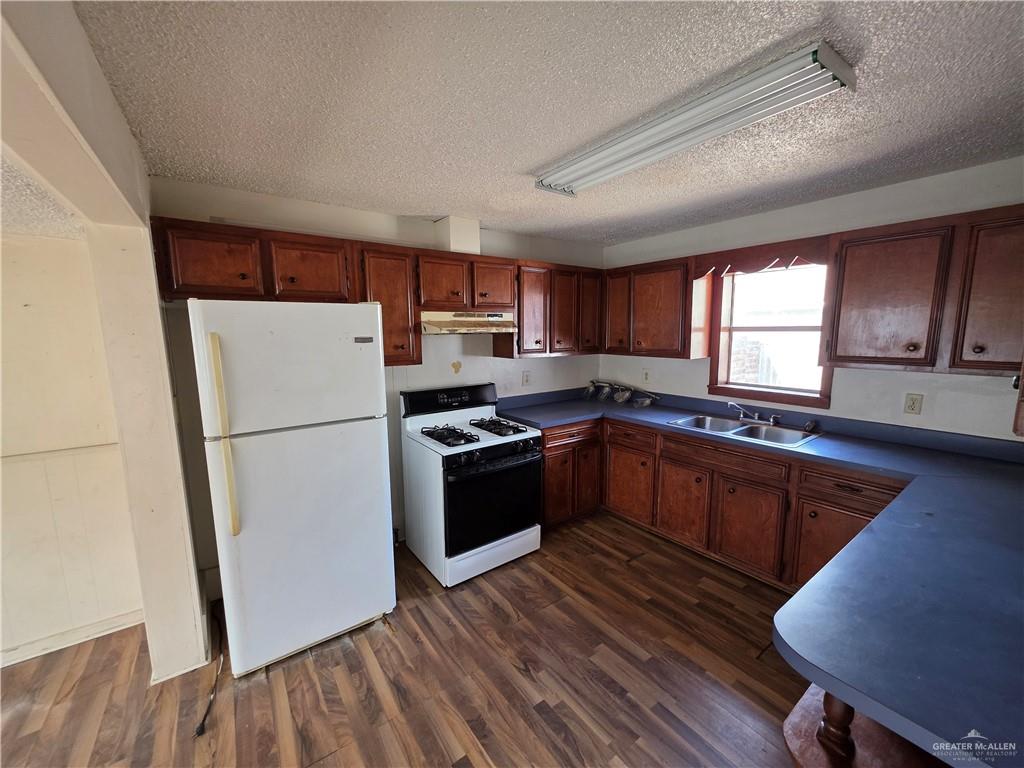 Photo 5 of 1321 Saint Marie Street