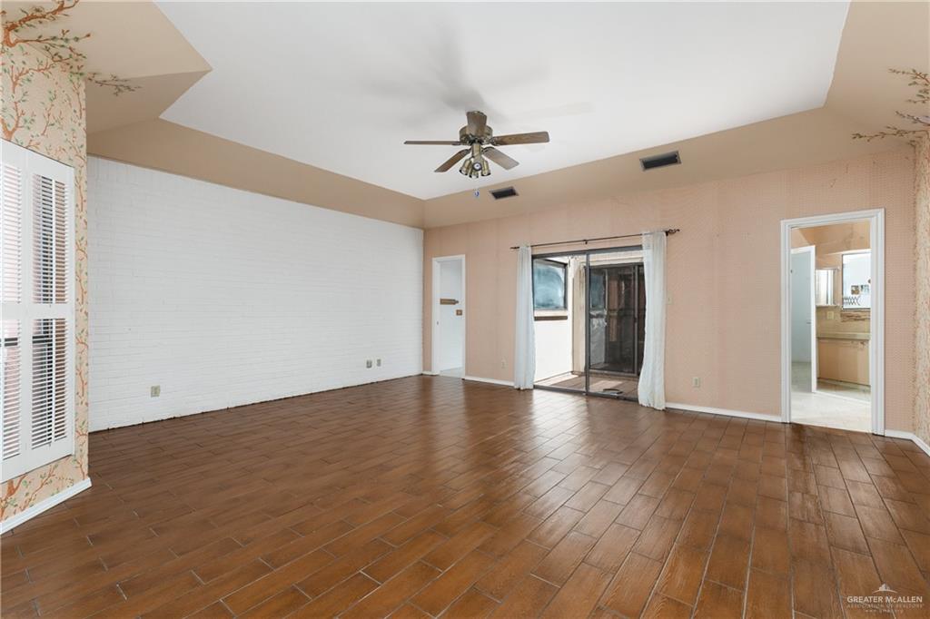 Photo 18 of 1305 3rd Street #7