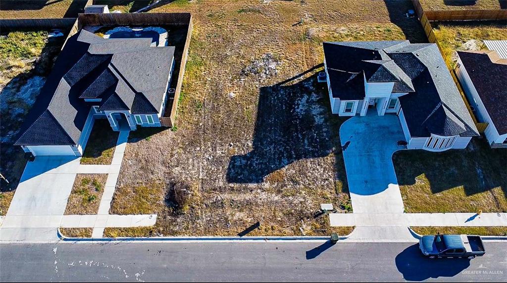 Photo 2 of 8725 Sandpiper Drive