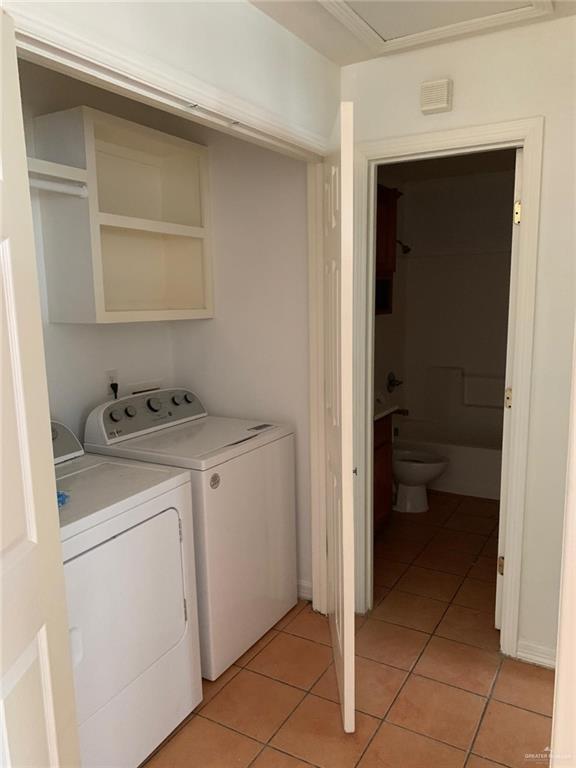 Photo 5 of 2111 Aruba Drive #1