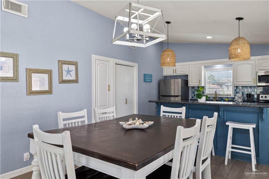 Photo 4 of 200 Retama Street #C