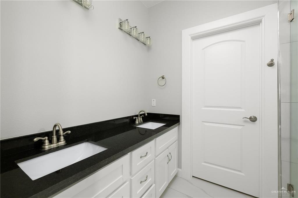 Photo 7 of 2603 Imperial Oaks Drive