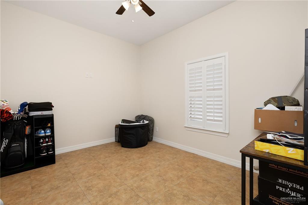Photo 14 of 3102 Ginger Avenue
