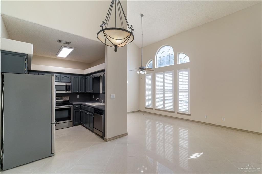 Photo 6 of 2401 I Street