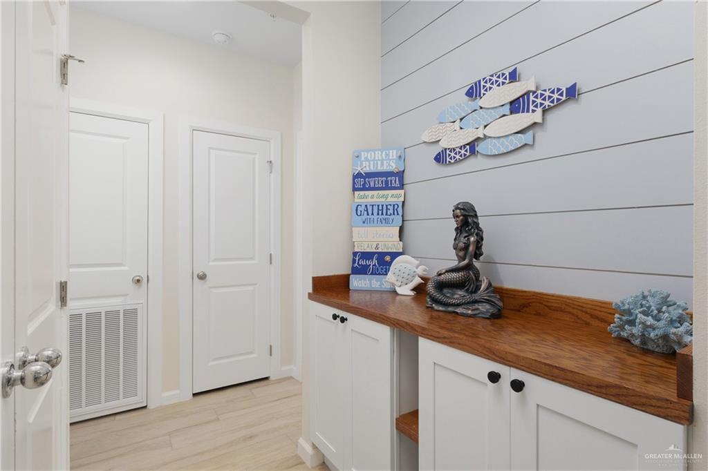 Photo 8 of 117 Marlin Street #D