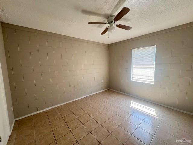 Photo 5 of 821 1st Street #2