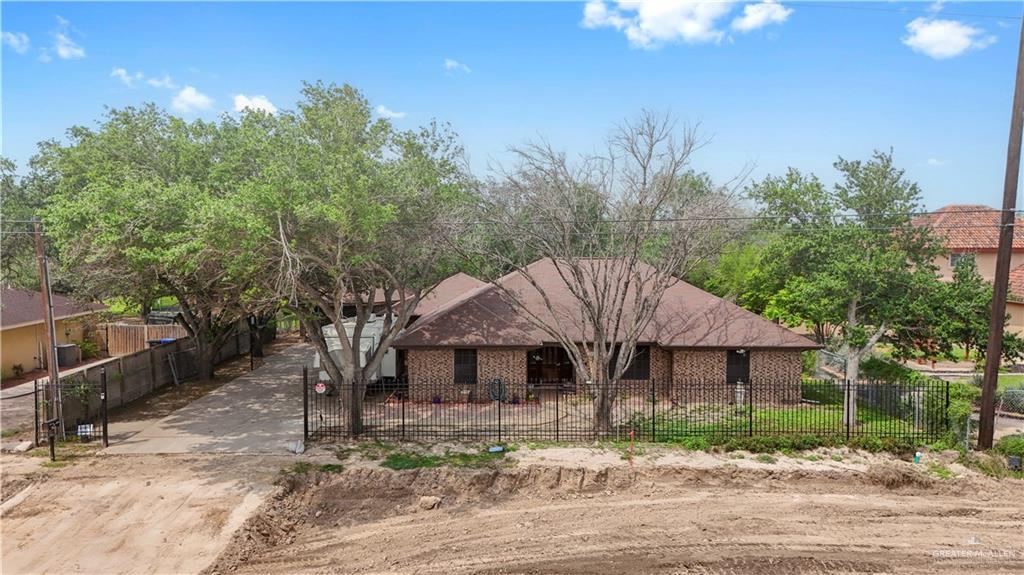 Photo 1 of 4300 Auburn Avenue, McAllen