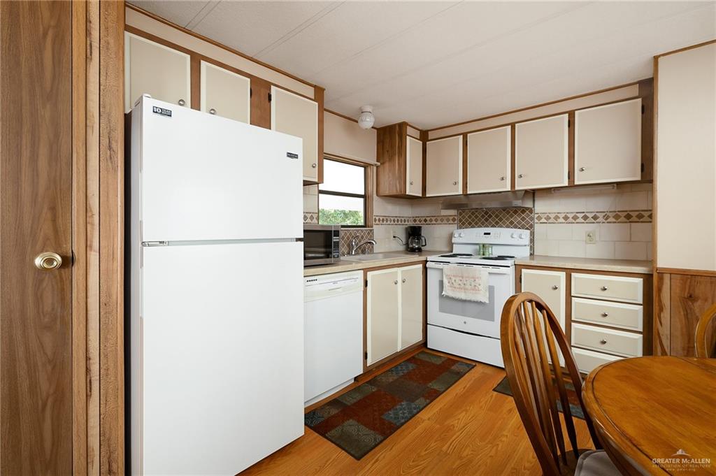 Photo 6 of 2900 Spur Drive