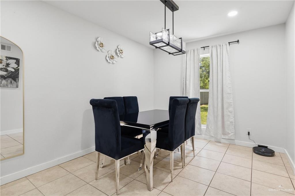 Photo 5 of 101 Camellia Avenue
