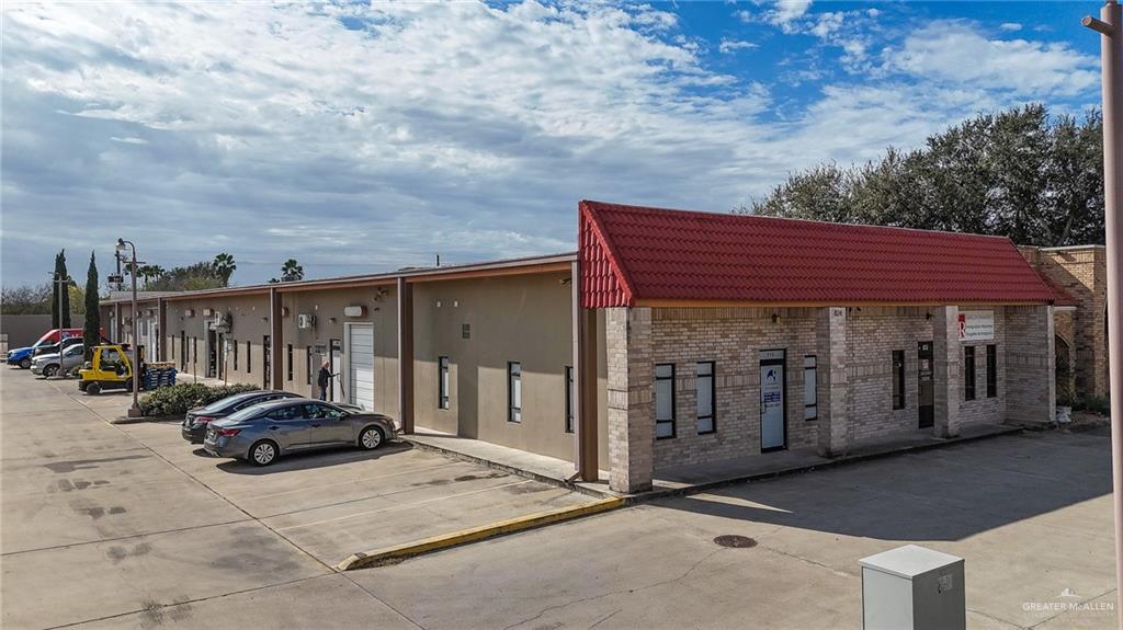 Photo 2 of 824 Hackberry Avenue #150