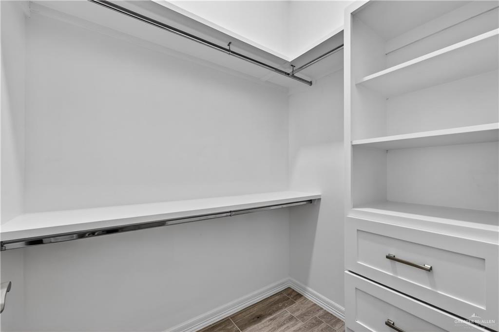 Photo 15 of 707 25th Street