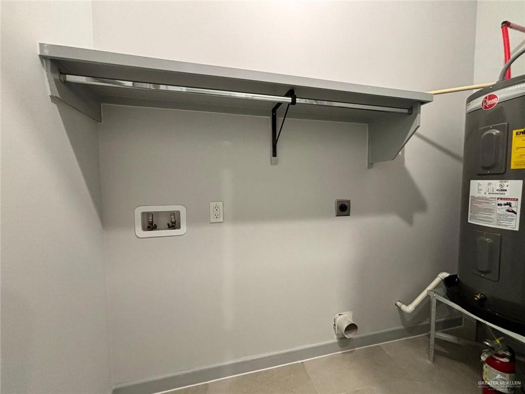 Photo 8 of 921 Jay Avenue #3