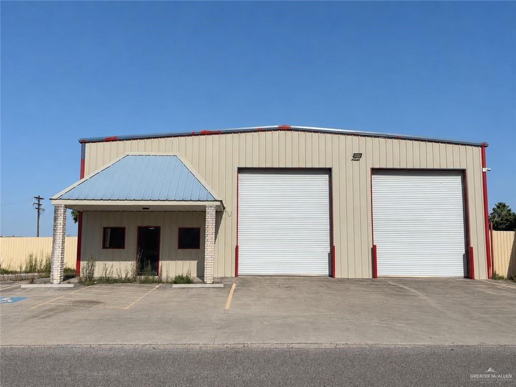 Photo 1 of 109 Zavala Avenue, Pharr