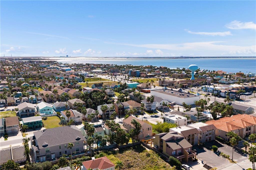 Photo 16 of 112 Oleander Street #2