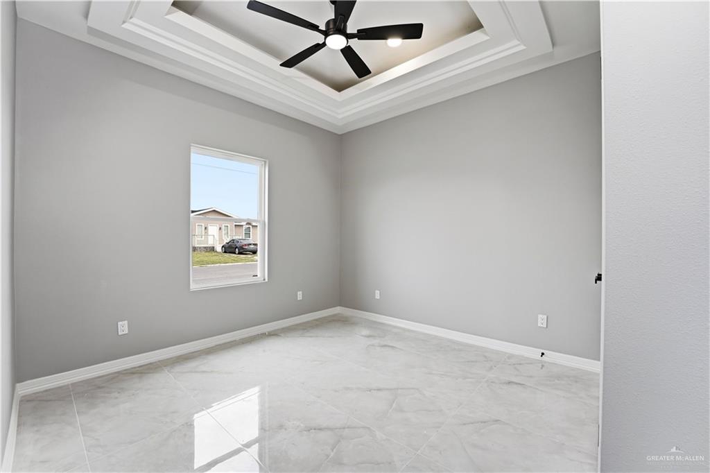 Photo 13 of 5426 Riley Street