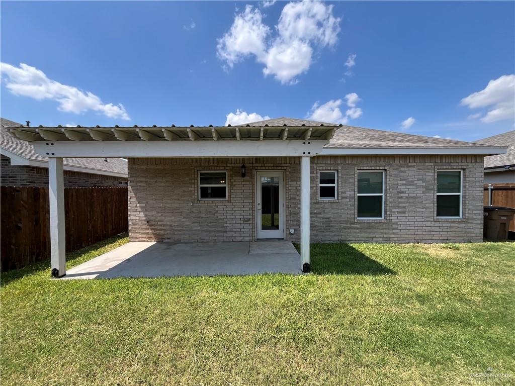 Photo 31 of 2700 Plumbago Avenue