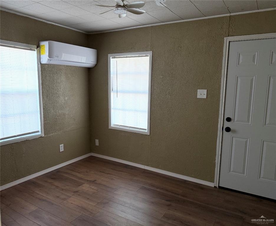 Photo 23 of 1603 Thompson Road