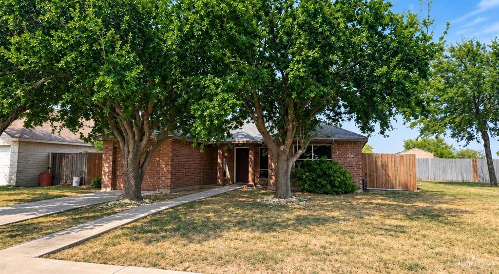 Photo 1 of 2607 Franklin Tree Avenue, Hidalgo