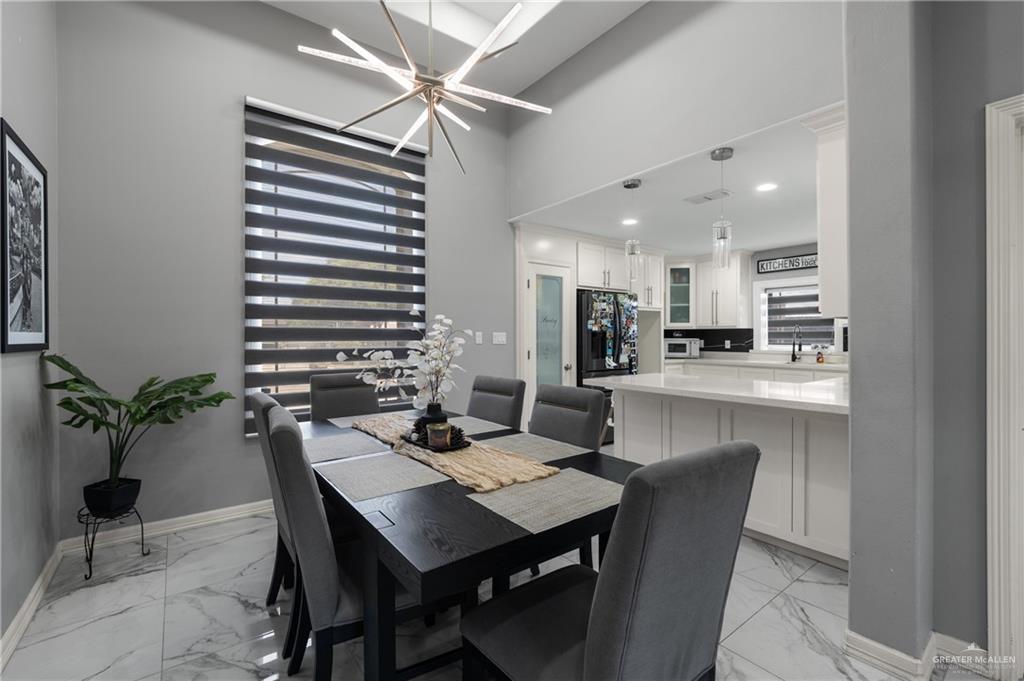 Photo 10 of 502 Casiano Street