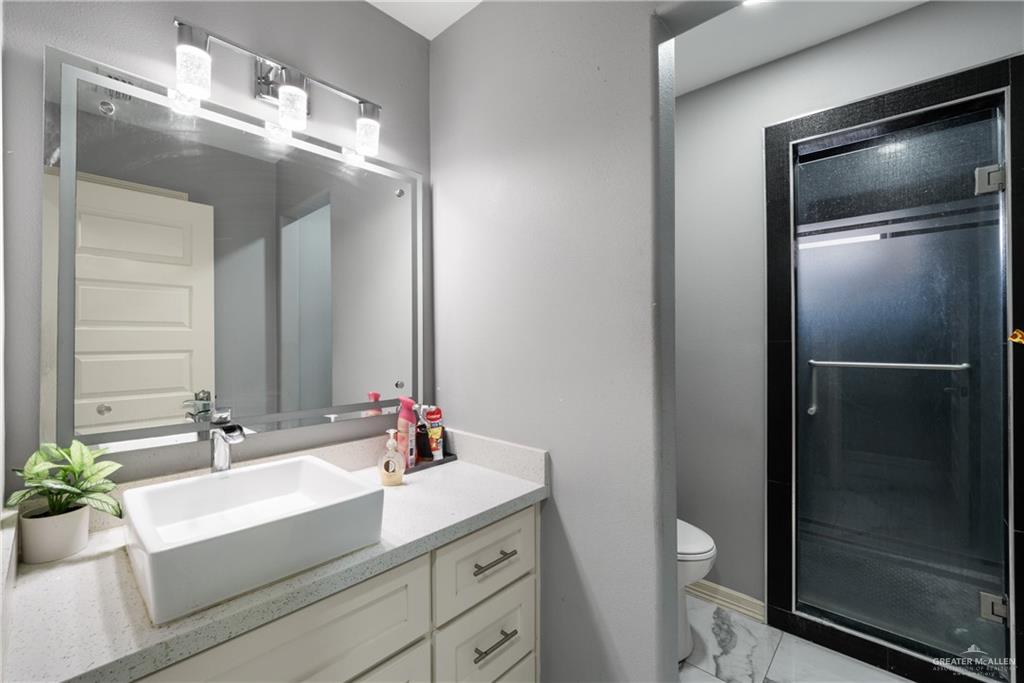 Photo 15 of 502 Casiano Street