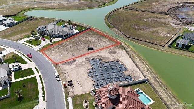 Photo 5 of 4709 Estancia Parkway