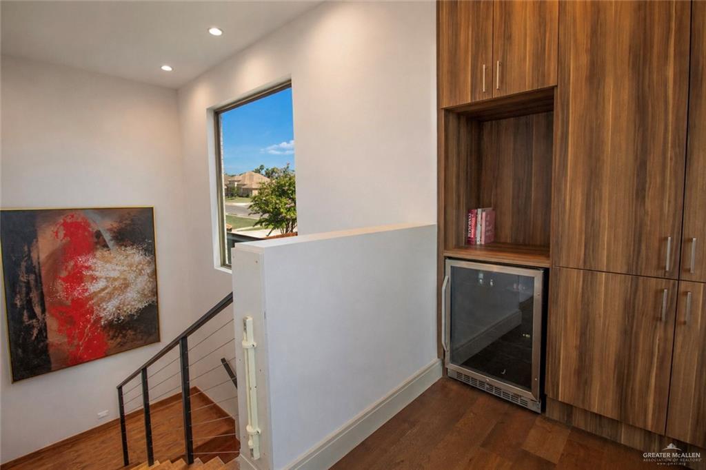 Photo 13 of 1618 Stonegate Drive