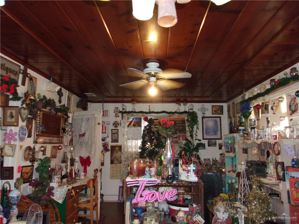 Photo 7 of 700 Doherty Avenue