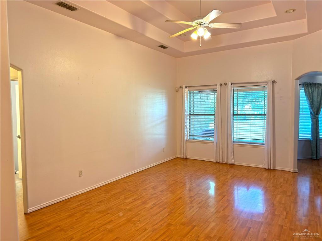 Photo 5 of 5707 El Bosque Drive