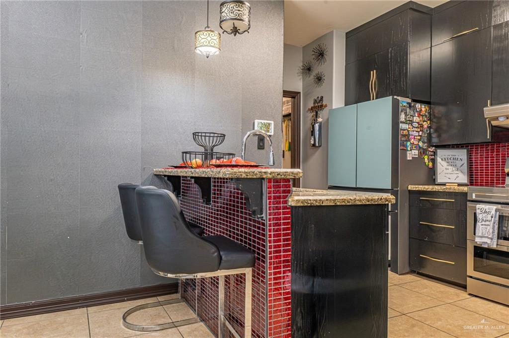 Photo 31 of 1702 Johnson Lane