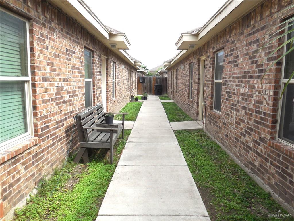 Photo 2 of 2601 Garfield Avenue