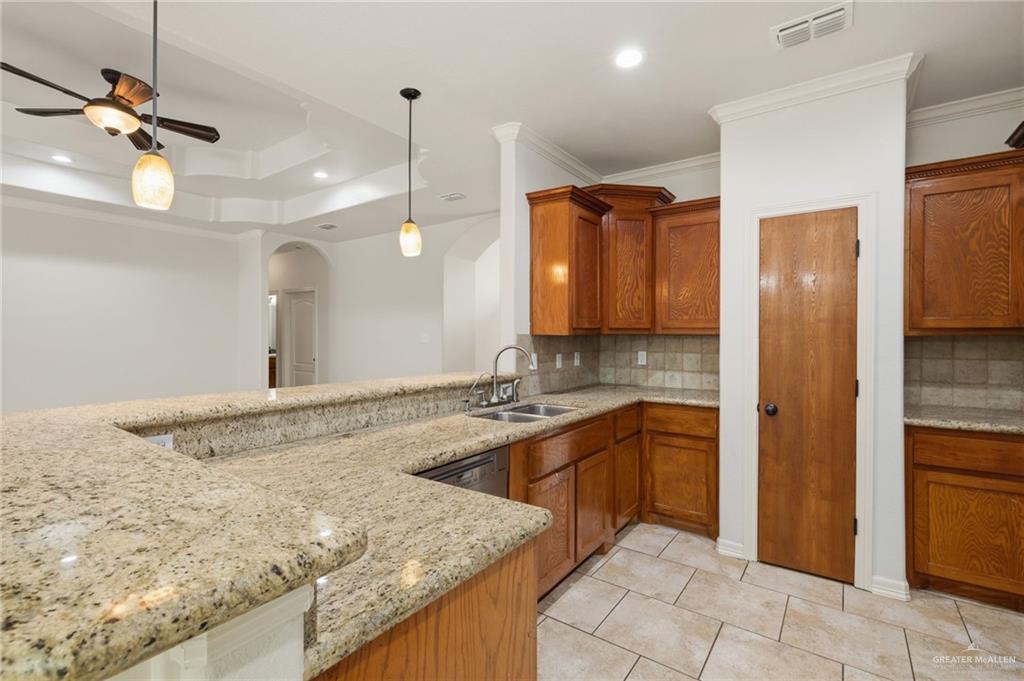 Photo 10 of 3121 Whitewing Avenue
