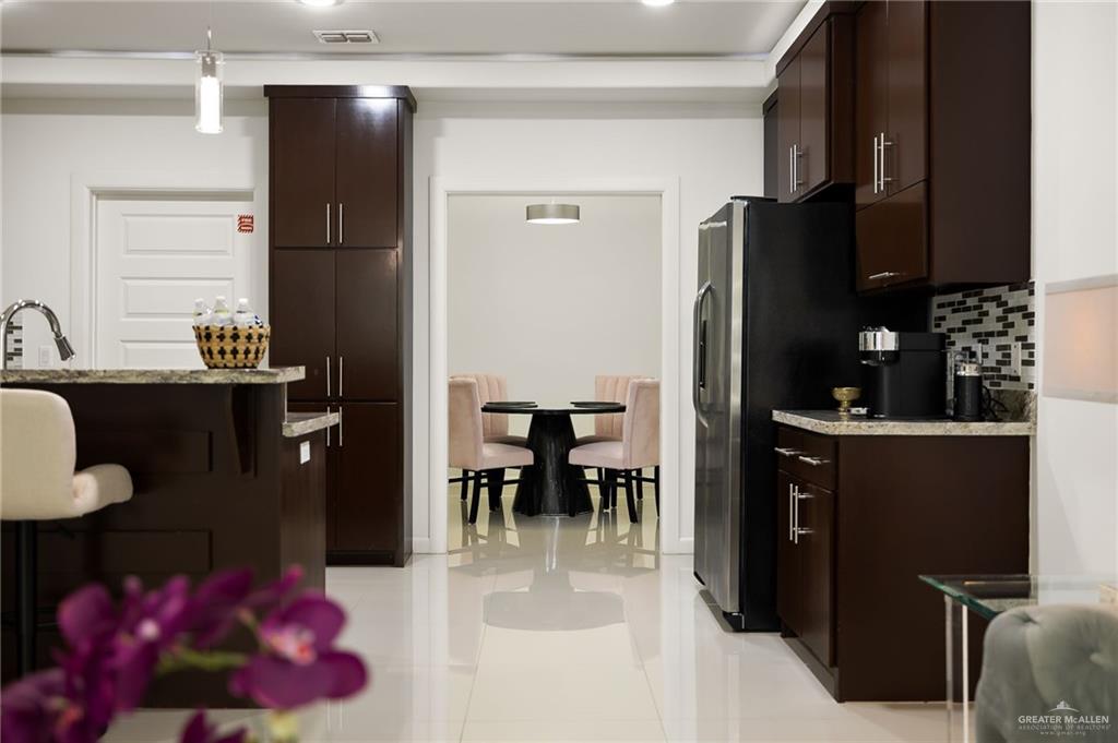 Photo 11 of 1413 Keeton Avenue #20