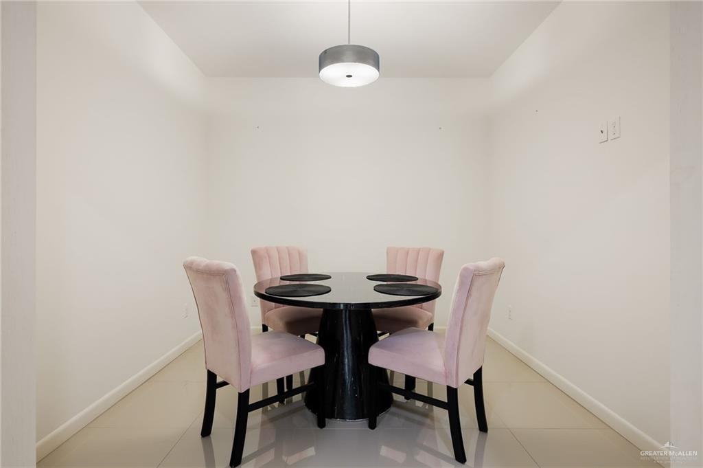 Photo 15 of 1413 Keeton Avenue #20