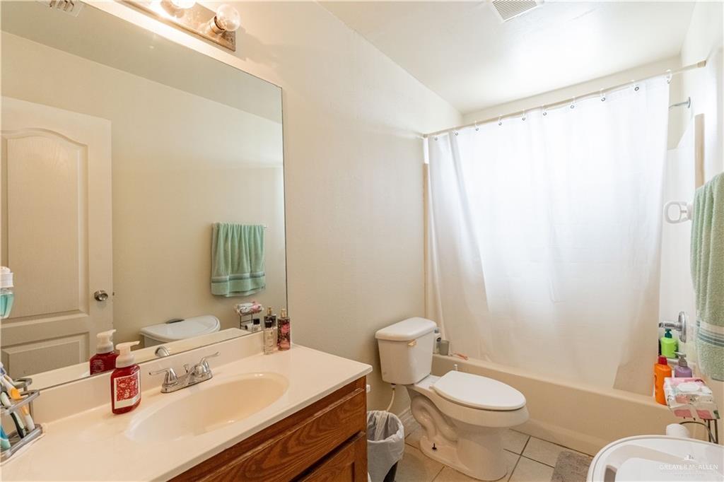 Photo 9 of 112 Linares Street