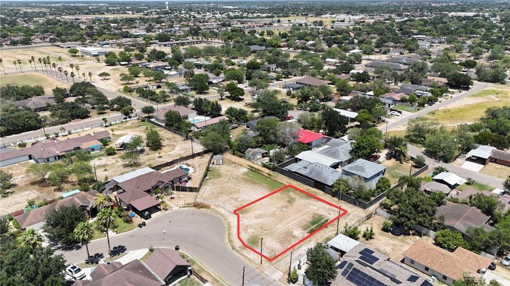 Photo 4 of 1810 Yolanda Street